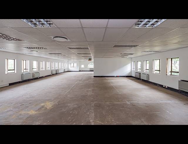 312M² OFFICE TO LET IN HYDE PARK